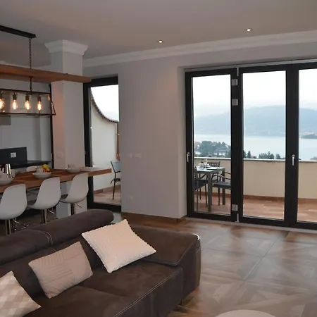 Le Terrazze, Via Selvalunga 1, * Стреза